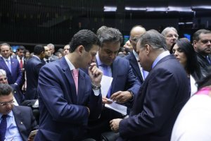 2015 - Plenário 3 - Aécio Neves e Bruno Araújo
